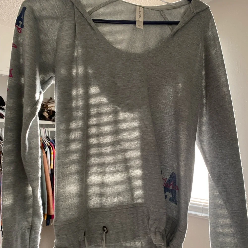 Sweatshirt - Picture 1 of 4